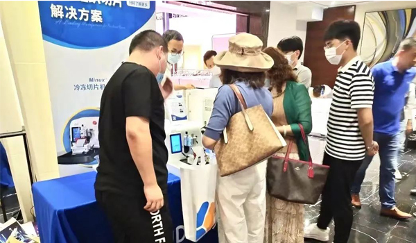 2-必威官方首页官网betway展台.jpg
