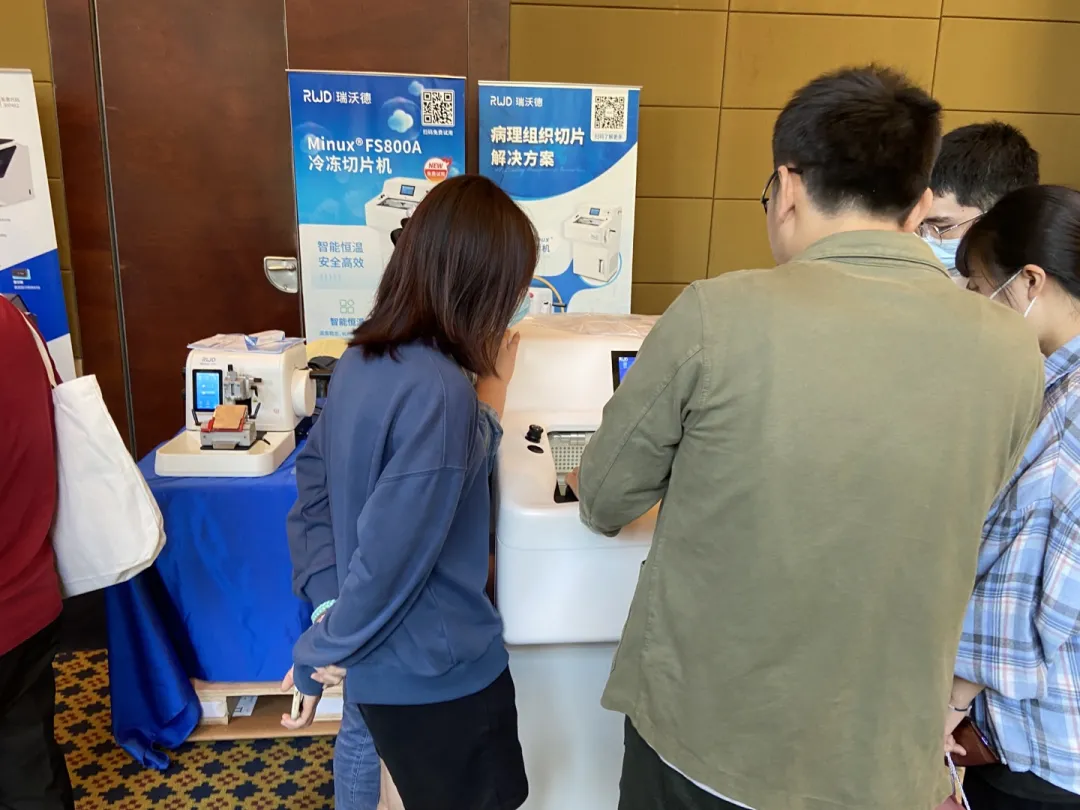 3-客户现场体验必威官方首页官网betway产品.png