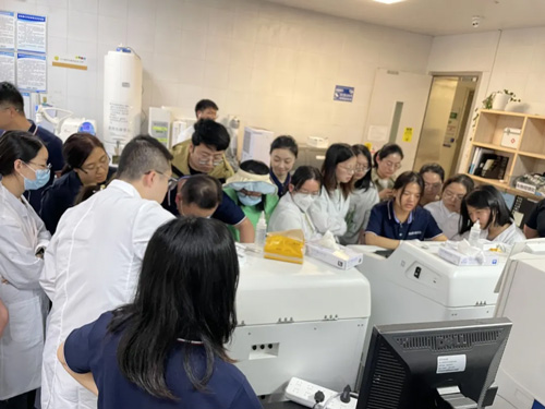 必威官方首页官网betway组织切片技术培训班——浙江大学转化医学研究院站成功举办！