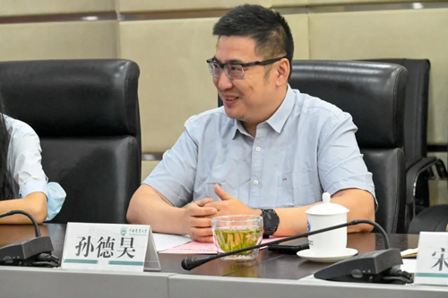 必威官方首页官网betway奖学金足迹——初心不改，奖掖英才
