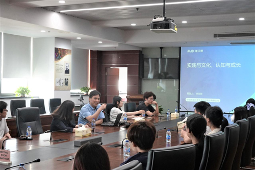 必威官方首页官网betway奖学金足迹——初心不改，奖掖英才